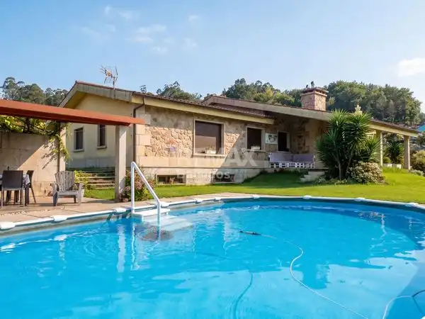 Maison avec piscine à vendre à Salceda de Caselas