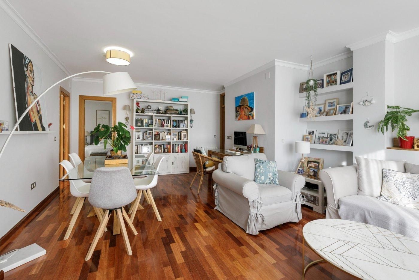 Sala de estar de Piso en venta en  Granada Capital con Aire acondicionado, Calefacción y Parquet