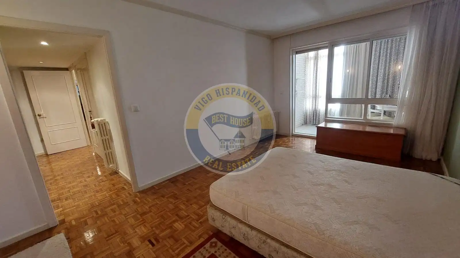Bedroom of Flat for sale in Vigo   with Heating, Terrace and Storage room