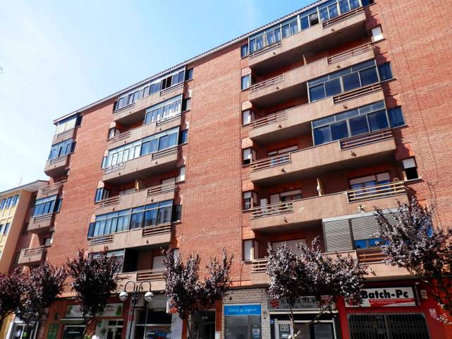 Piso en Venta en Calle de las Farolas Antigua Angel Molina, 16 en Medina del Campo