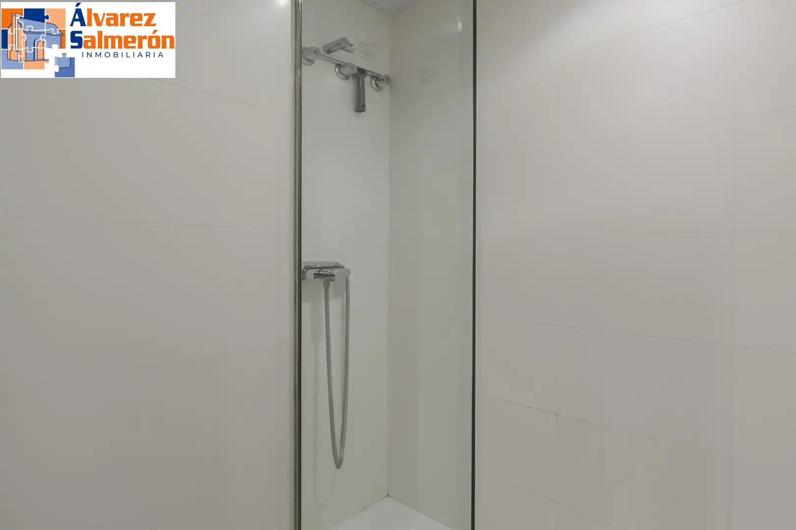 Apartament amb ascensor en venda a Calle Gran Vía de Colón #46 4º, imagen 8