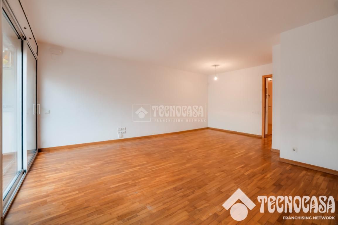 Living room of Flat for sale in Mataró  with Air Conditioner, Heating and Storage room