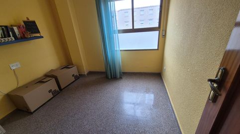 Foto 3 de Piso en venta en Plaza de Toros - Avenida Chapí - Trinquete, Elda