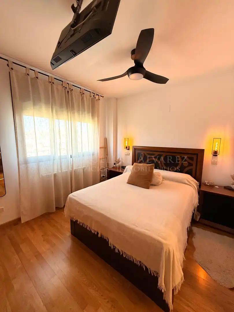 Habitación de Ático en venta en Parla con Aire acondicionado, Calefacción y Terraza