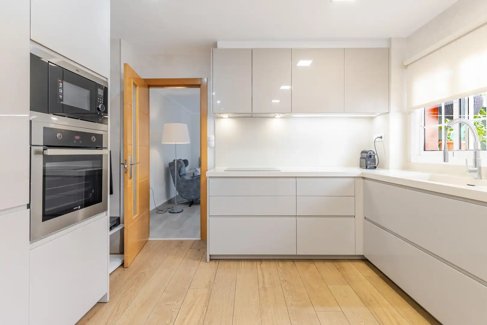 Cocina de Casa adosada en venta en Sagunto / Sagunt con Aire acondicionado, Calefacción y Terraza