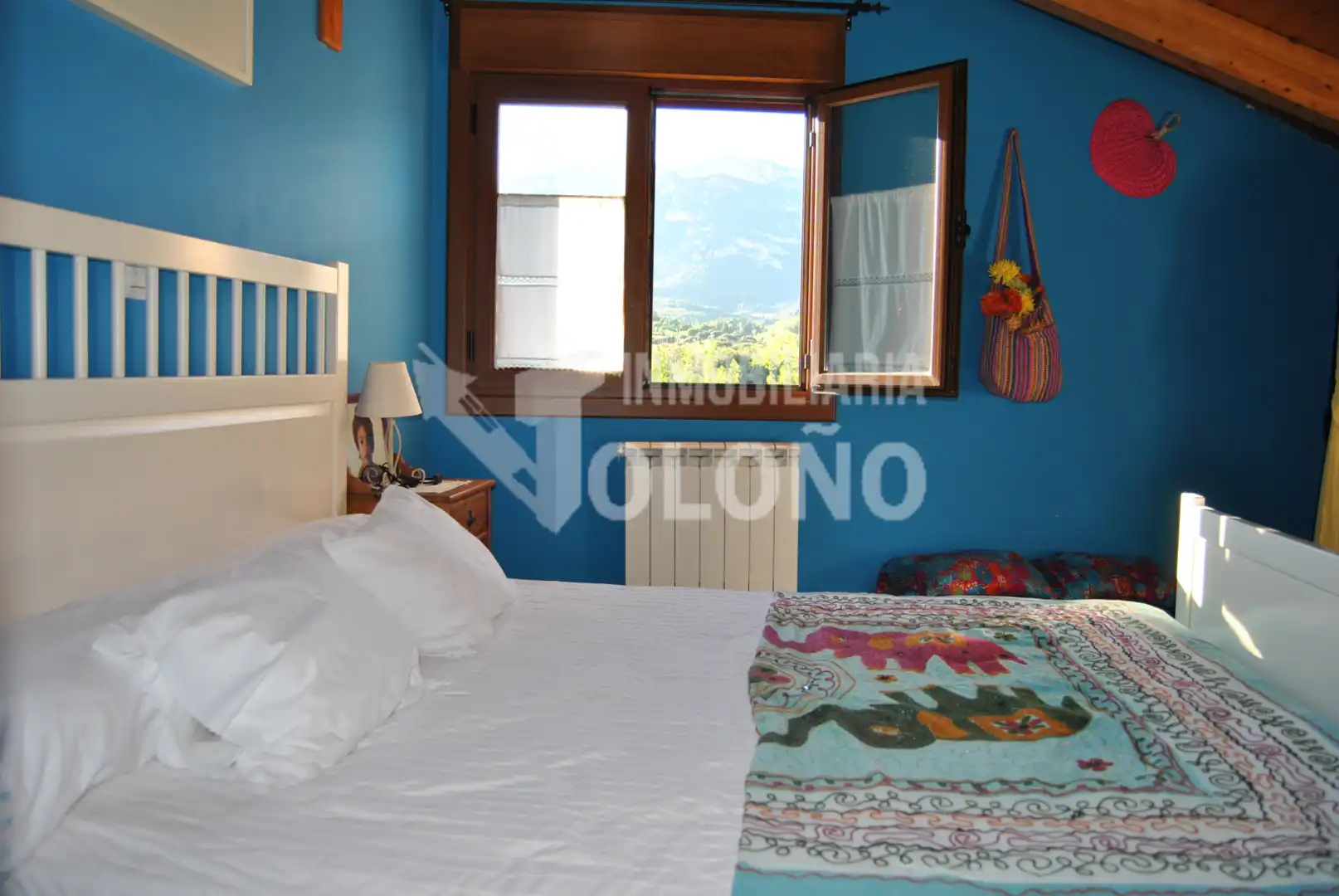 Dormitori de Casa adosada en venda en Leza amb Calefacció, Jardí privat i Parquet