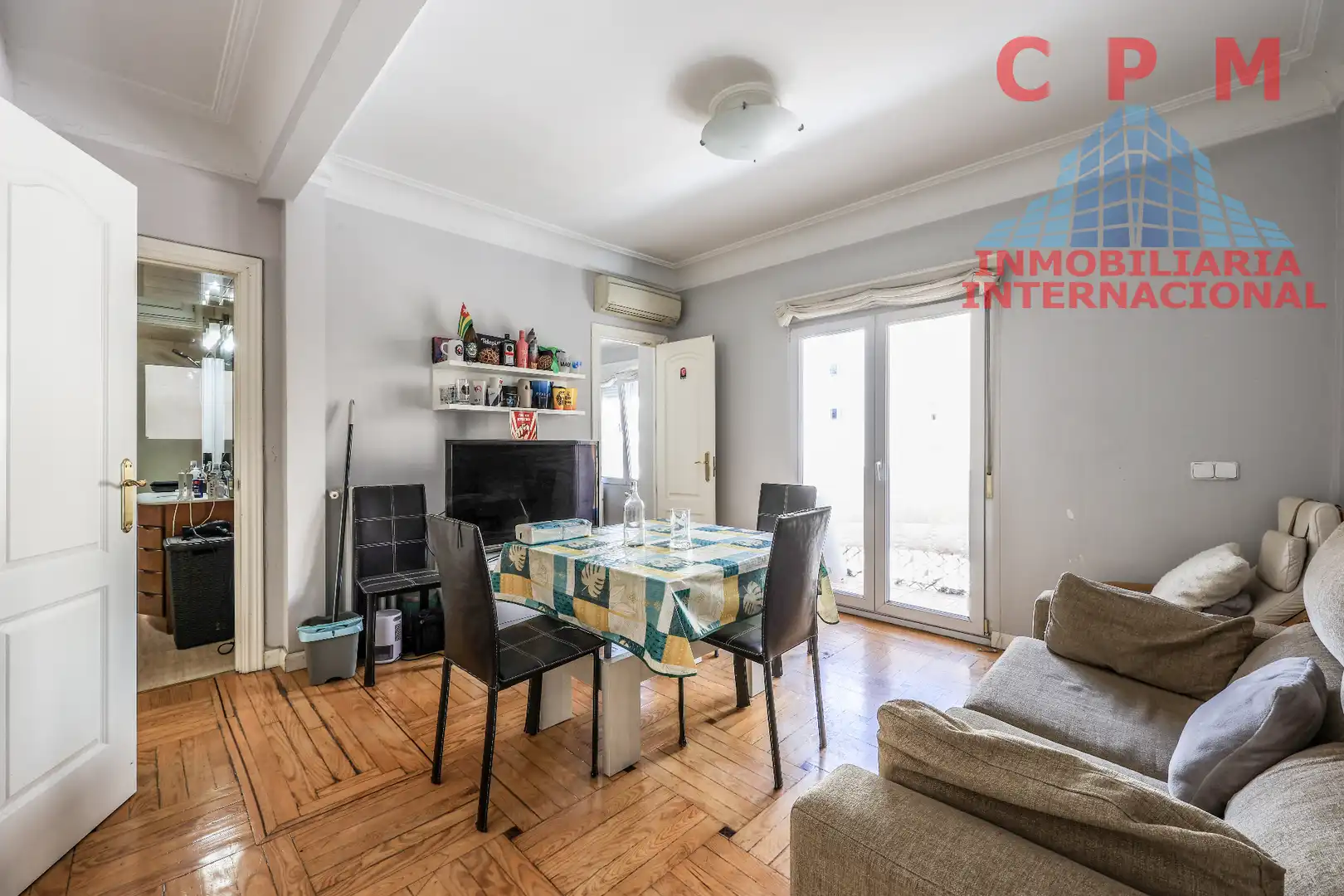 Sala de estar de Piso de alquiler en Madrid con Aire acondicionado, Calefacción y Terraza
