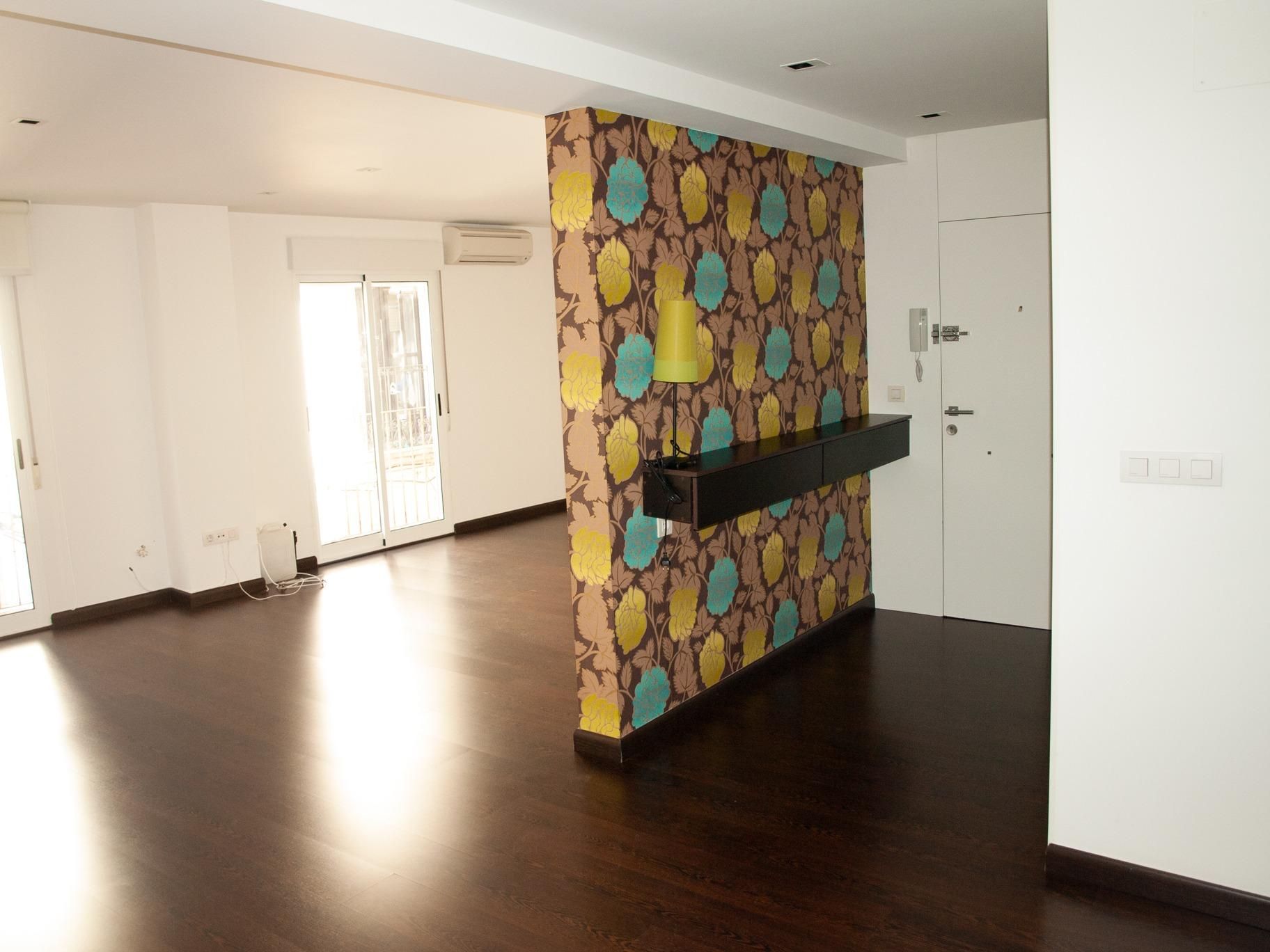 Flat to rent in El Raval - Portes Encarnades