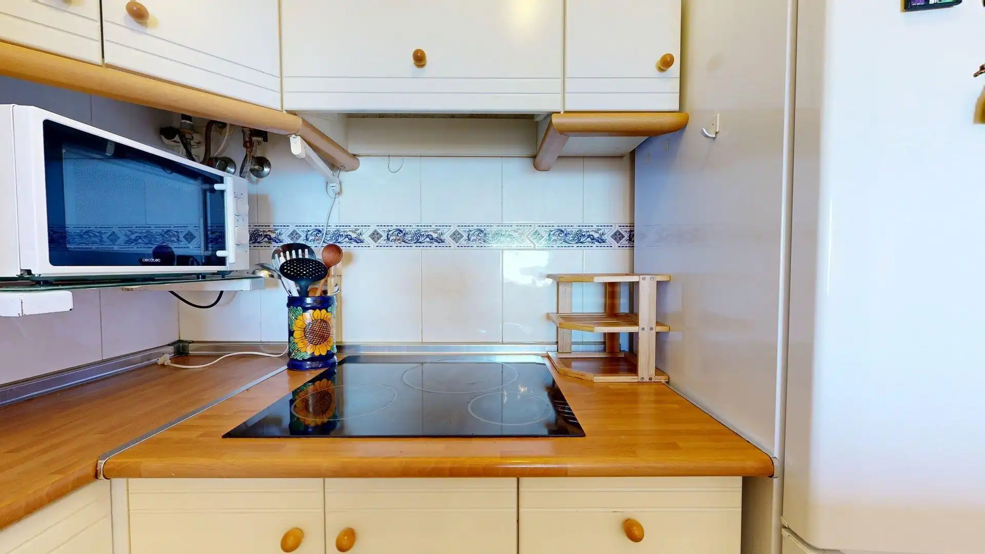 Apartament de lloguer a Avenida Costa Blanca, 19, Los Arenales del Sol