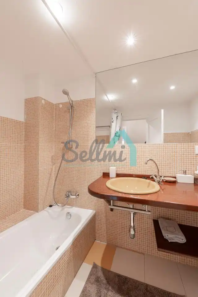 Maisonette zur Miete in Rafael Gallego Sainz, Vallobín
