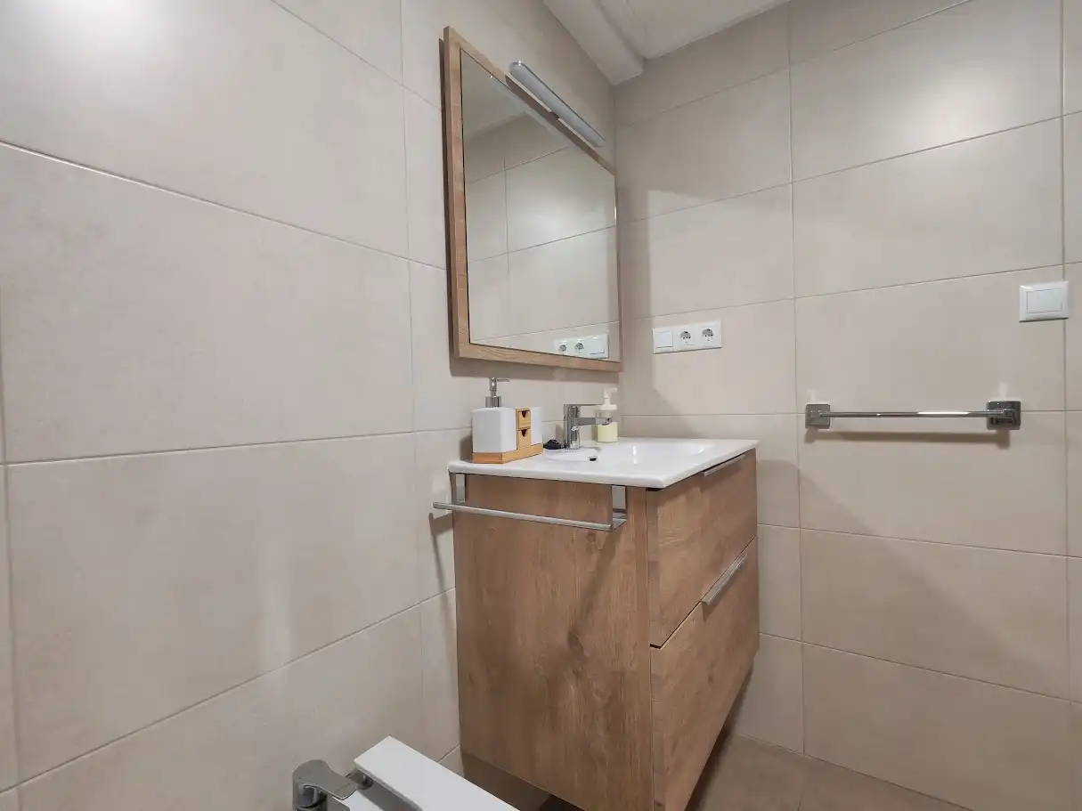 Bathroom of Flat for sale in Elche / Elx  with Air Conditioner
