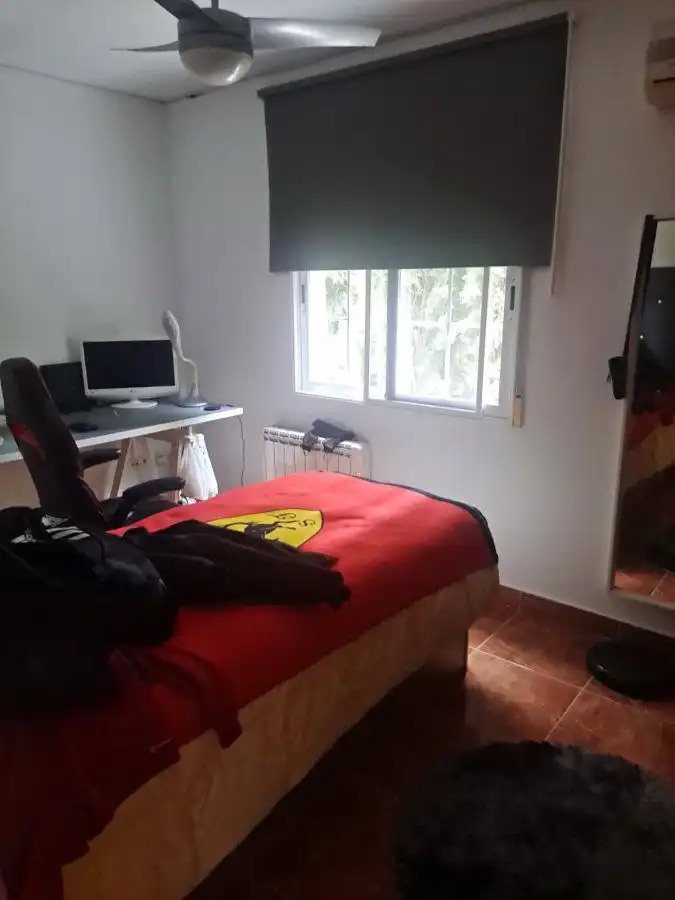 Dormitori de Casa o xalet en venda en La Alcayna