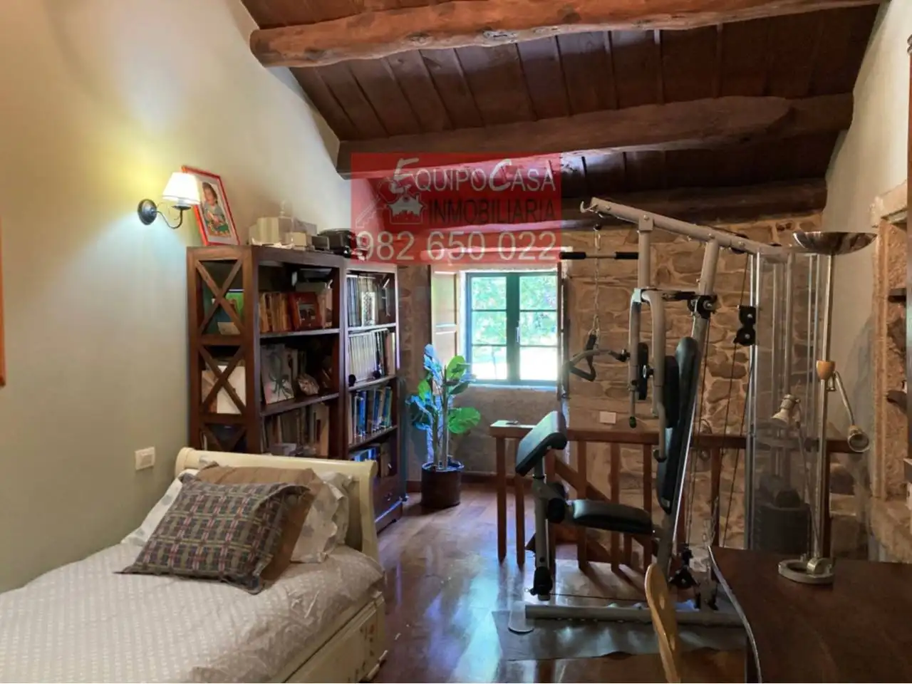 Sala de estar de Casa o chalet en venta en Lugo con Calefacción, Jardín privado y Terraza