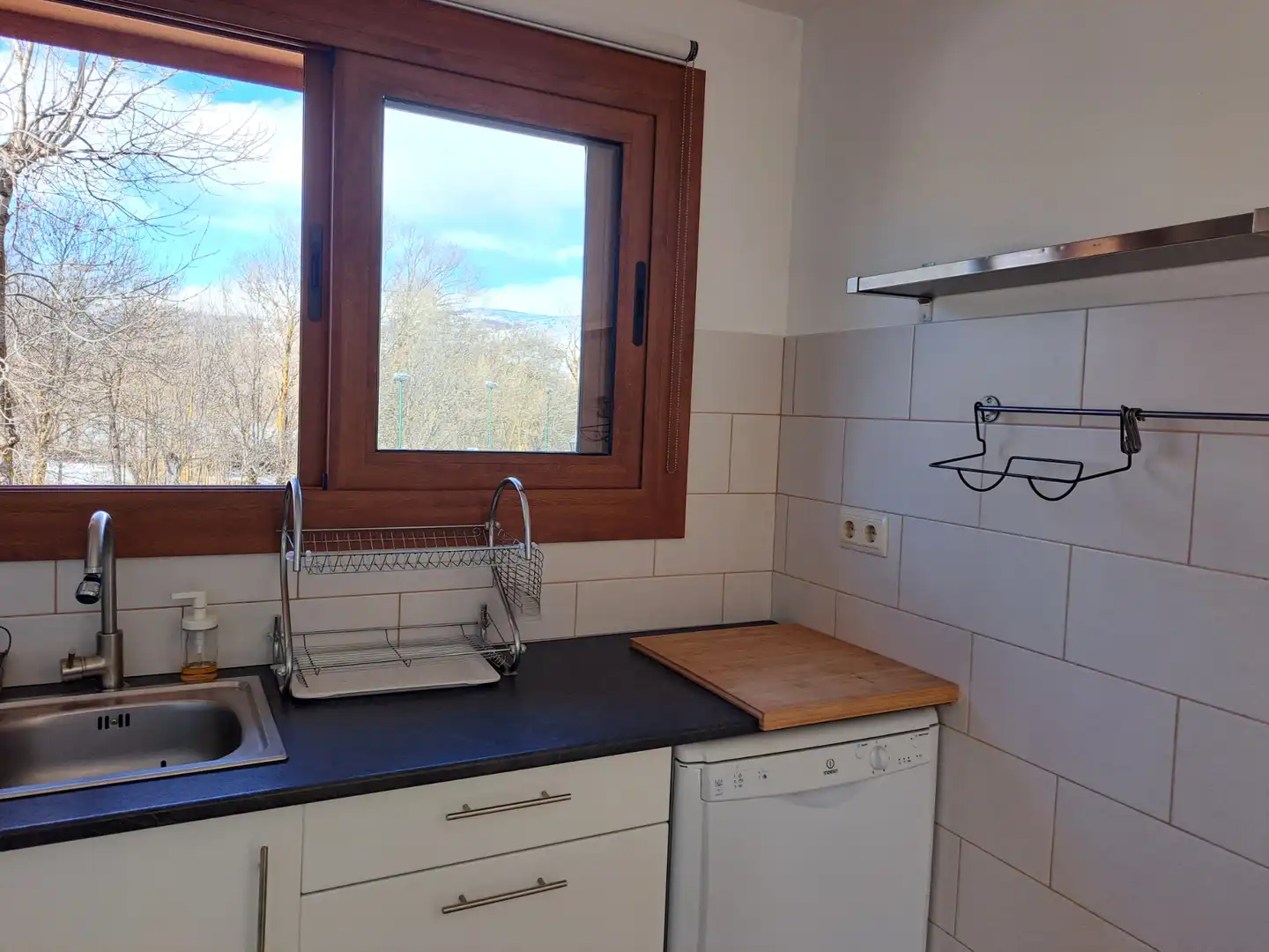 Cuina de Casa o xalet en venda en Fontanals de Cerdanya amb Calefacció, Terrassa i Moblat