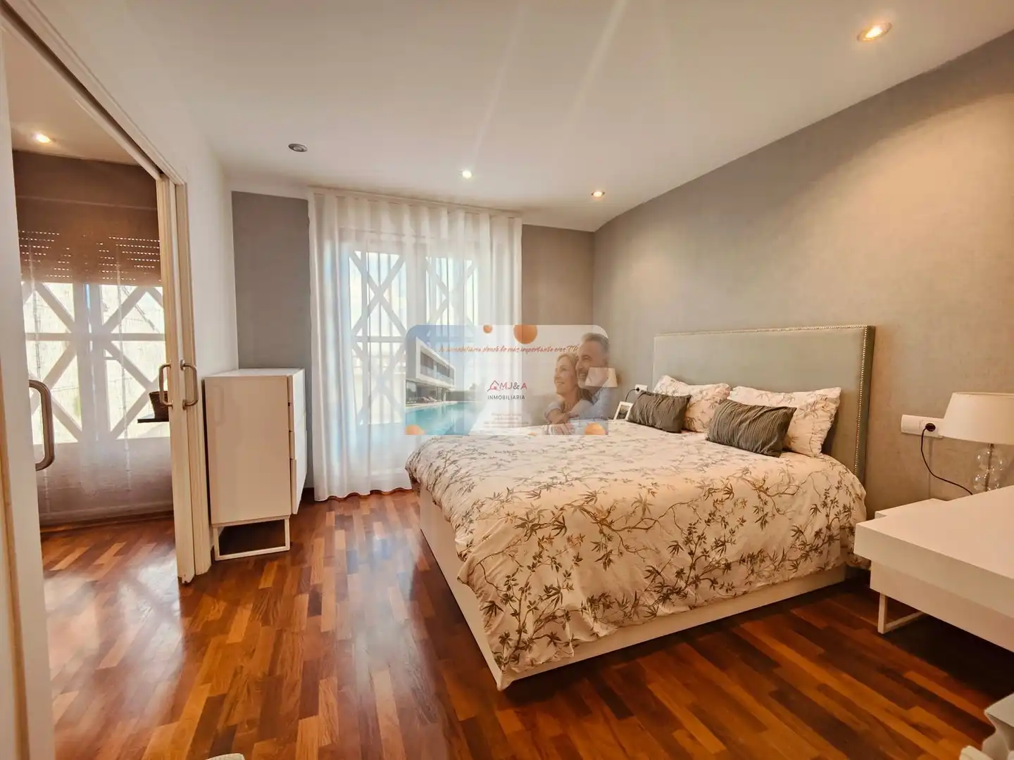 Habitación de Dúplex de alquiler en Castellón de la Plana / Castelló de la Plana con Aire acondicionado, Calefacción y Parquet