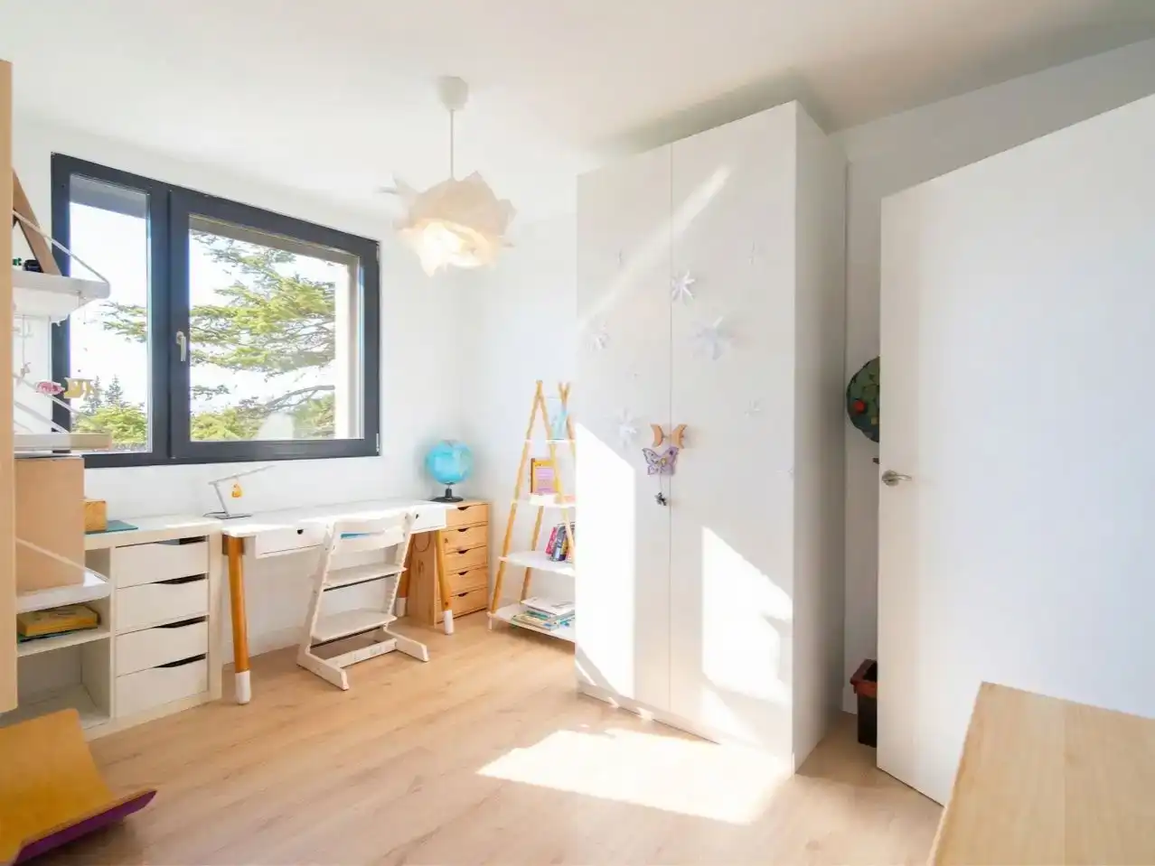 Dormitori de Casa o xalet en venda en Vitoria - Gasteiz amb Aire condicionat i Balcó