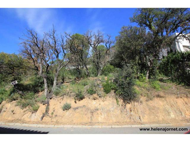 Terreno residencial en Venta en Calle Montilivi en Rosamar