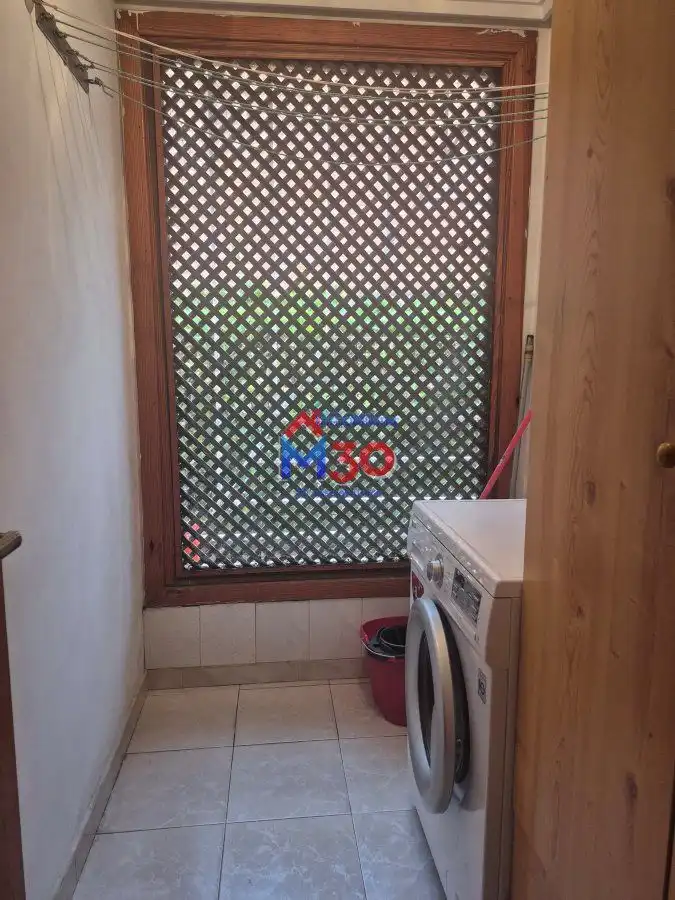Jardí de Casa o xalet en venda en Miranda de Ebro amb Calefacció i Piscina