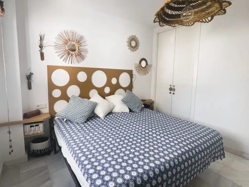 Dormitori de Apartament en venda en Garrucha amb Aire condicionat i Piscina comunitària