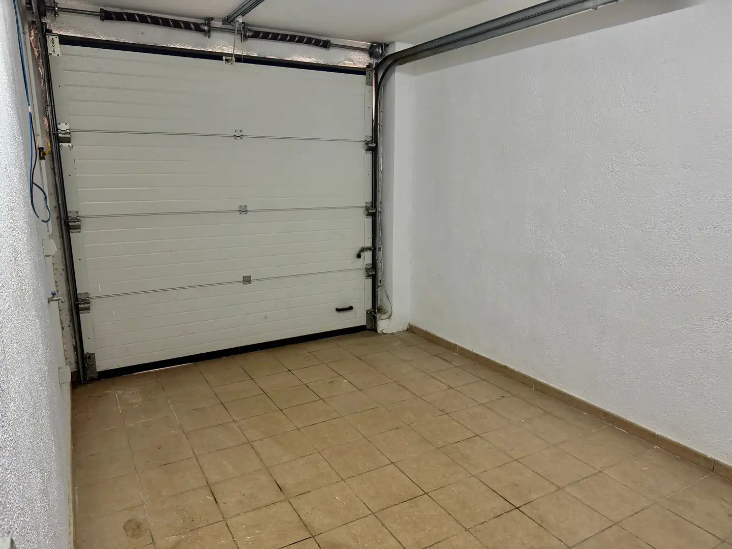 Parkplatz von Einfamilien-Reihenhaus zum Verkauf in Reus mit Parkett und Terrasse