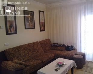 Sala d'estar de Apartament en venda en Tomelloso amb Aire condicionat