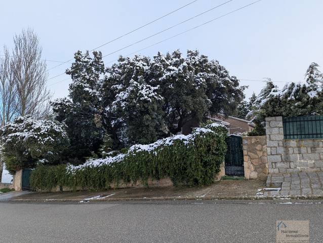 Casa-chalet en Venta en Ituero y Lama