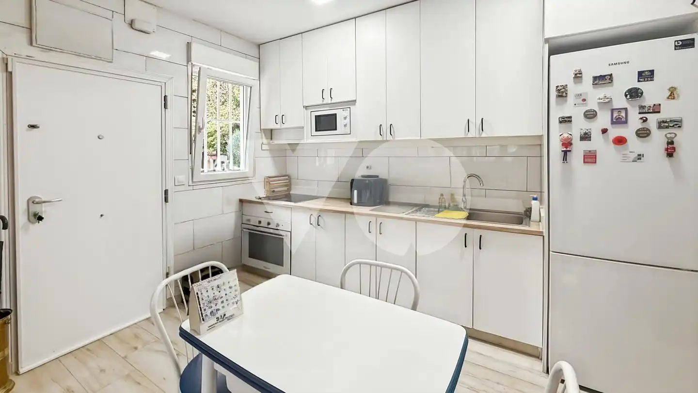 Kitchen of Study for sale in Hortaleza