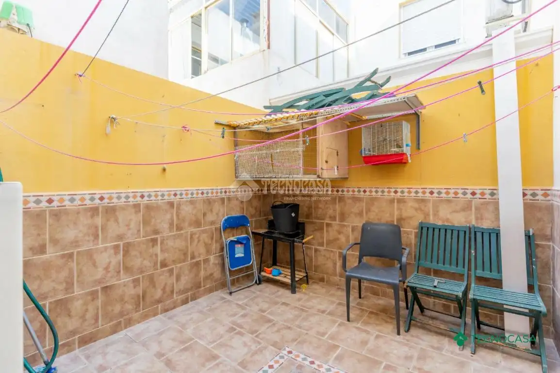 Casa aparellada en venda a La Gangosa, imagen 2
