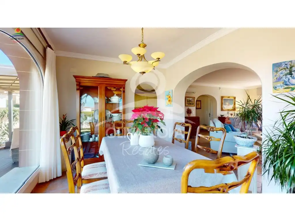 Comedor de Casa o chalet en venta en Oliva con Jardín privado