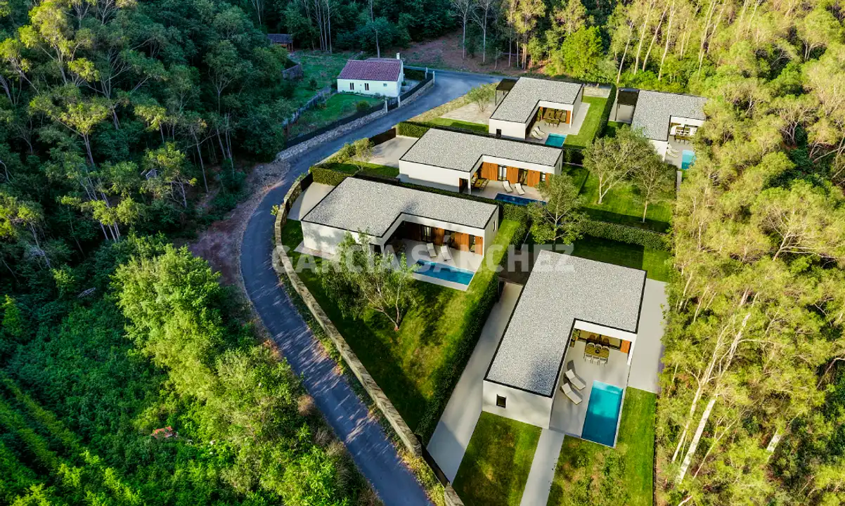 Vista exterior de Casa o xalet en venda en Boiro amb Jardí privat, Terrassa i Piscina