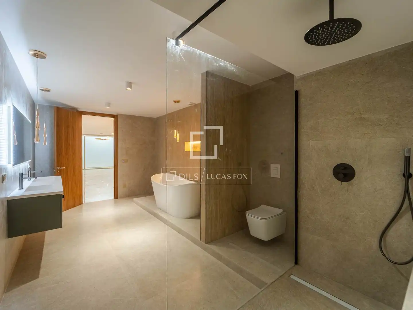 Bathroom of Houses for sale in Torrent  with Air Conditioner, Private garden and Terrace