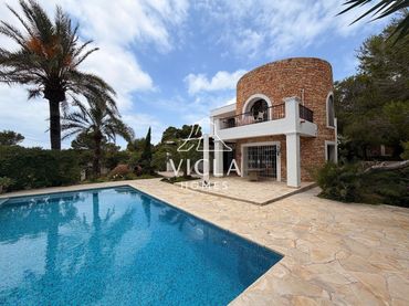 House with balcony to rent in Cala Vedella-Cala Tarida