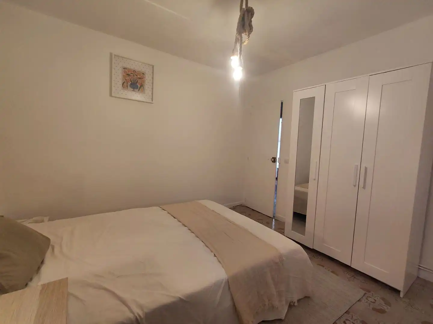 Bedroom of Flat for share in Guadalajara  with Heating, Parquet flooring and Furnished