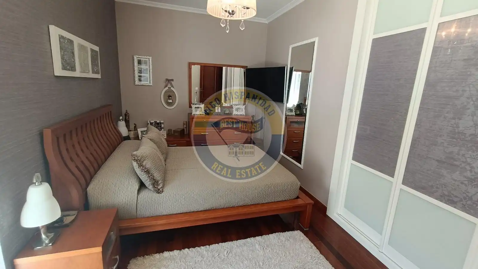 Casa adosada en venda a undefined Residencial Candeán, Cabral - Candeán