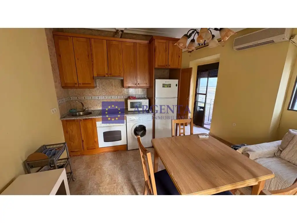 House to rent in Casco Antiguo, imagen 2