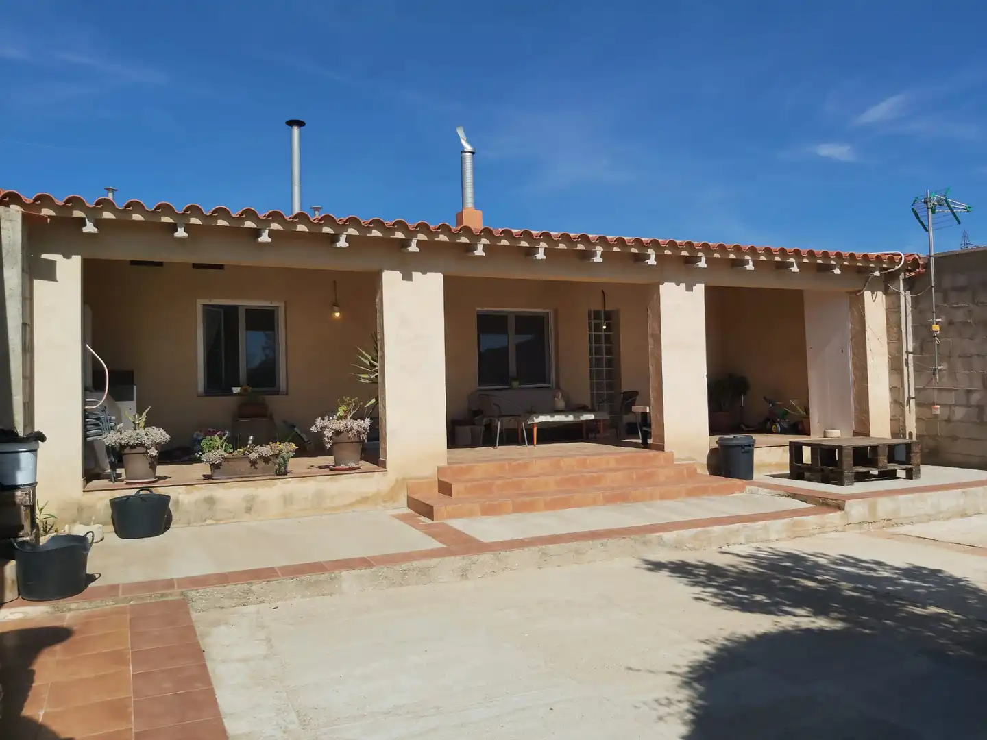 Exterior view of Houses for sale in Pozohondo  with Furnished