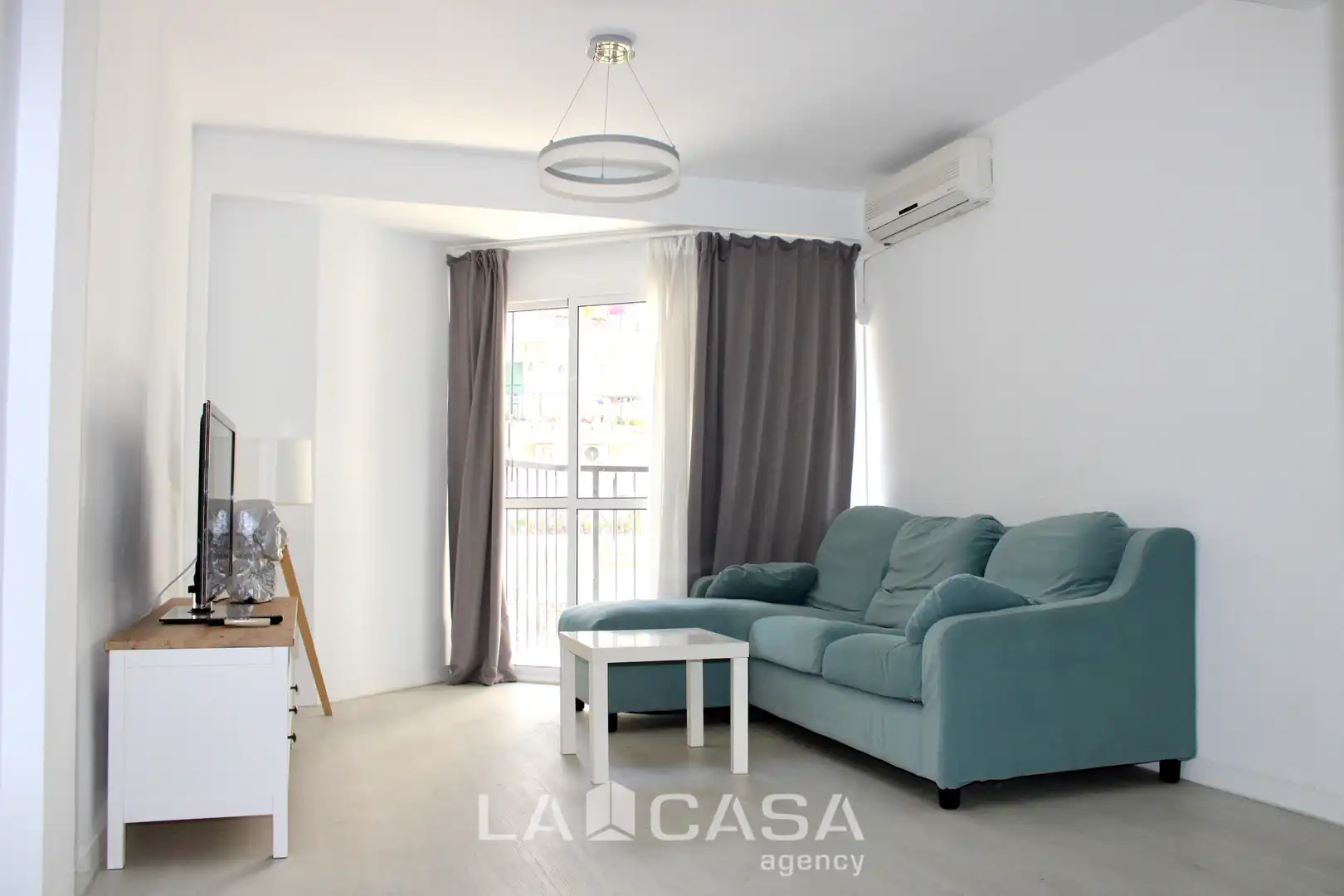 Piso con ascensor en venta en Nervión, imagen 4