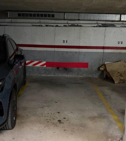 Foto 2 de Garatge de lloguer a Carrer de Ferran Puig, 28, Nucli Urbà, Esparreguera