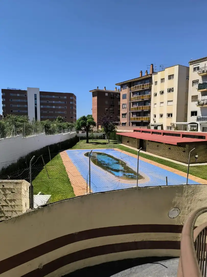 Wohnung zur Miete in Camino de Ronda, 212, Pajaritos