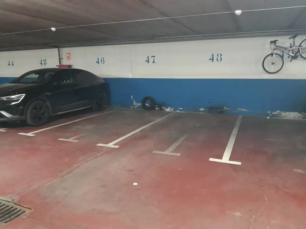 Aparcament de Garatge en venda en Montcada i Reixac