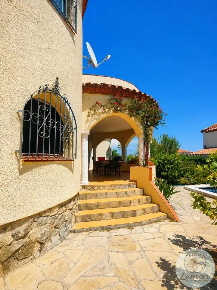 House with pool for sale in Constitució, imagen 5