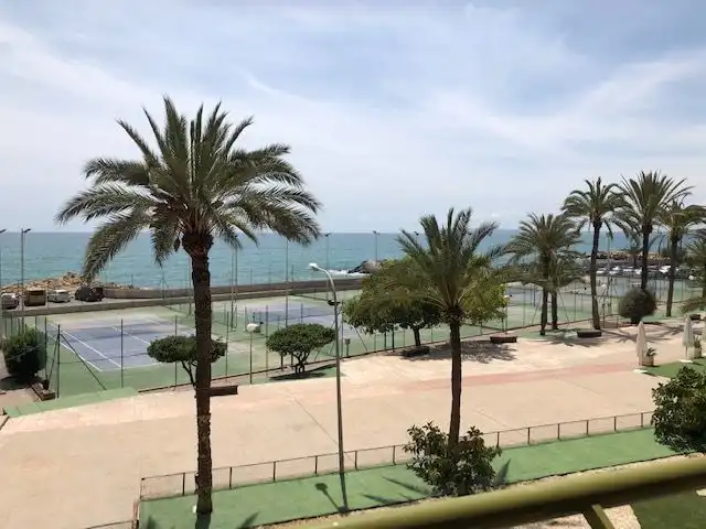 Piso con piscina en alquiler en Avenida de Villajoyosa