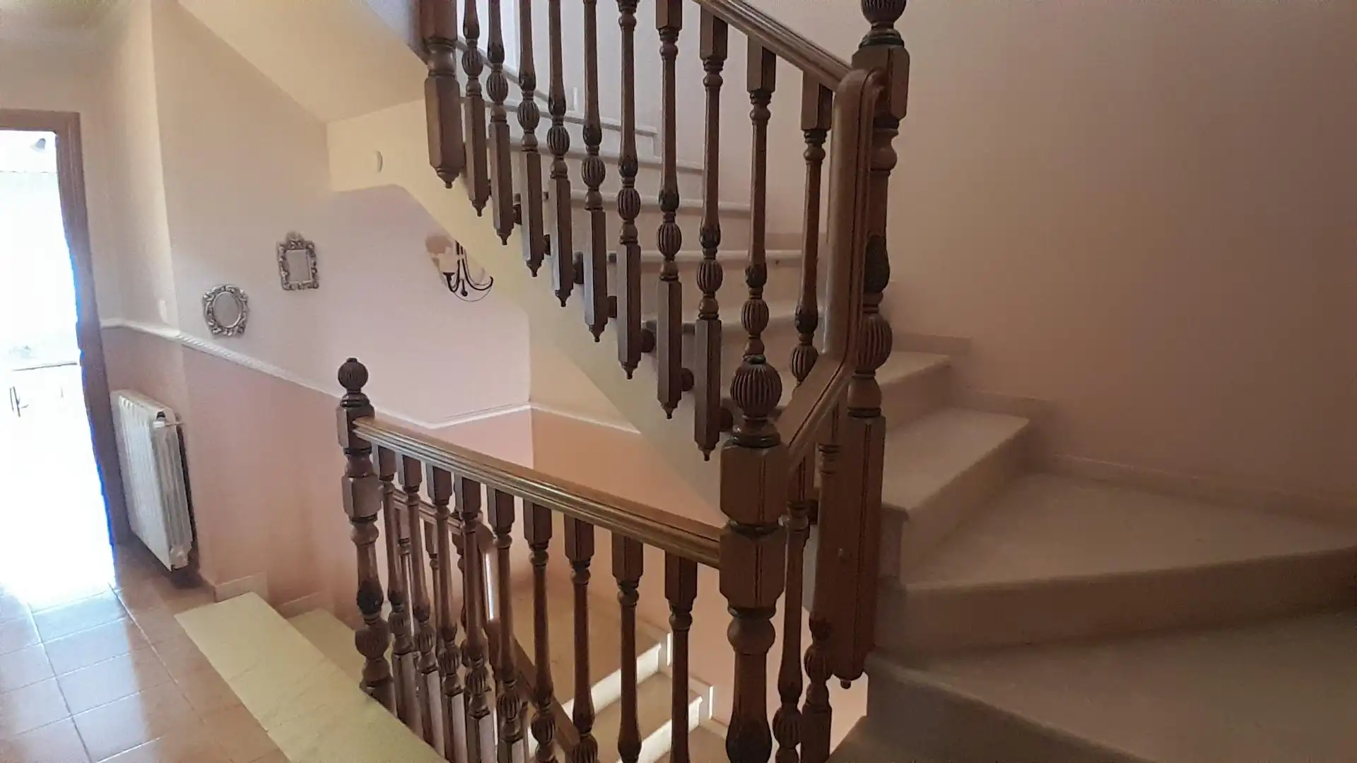 Houses for sale in Yecla, Murcia