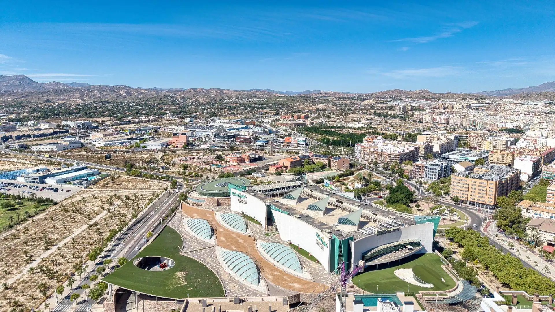 Vista exterior de Piso en venta en Elche / Elx con Calefacción