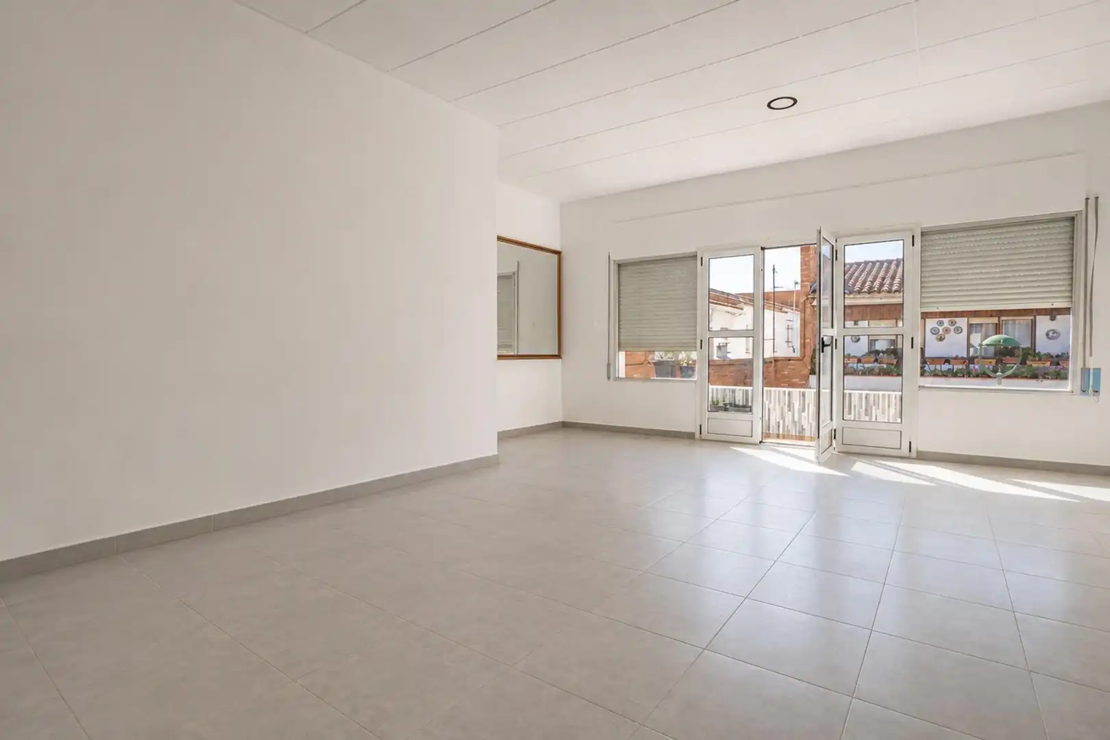Living room of Detached homes for sale in Tarragona  with Air Conditioner, Heating and Terrace