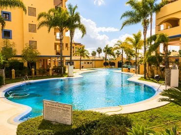Flat with pool to rent in San Pedro de Alcántara