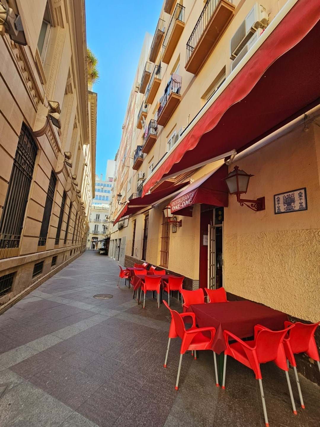 Vista exterior de Local en venda en Alicante / Alacant