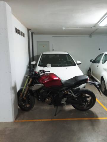 Garaje en Alquiler en Calle Miguel de Cervantes, 12 en Centro