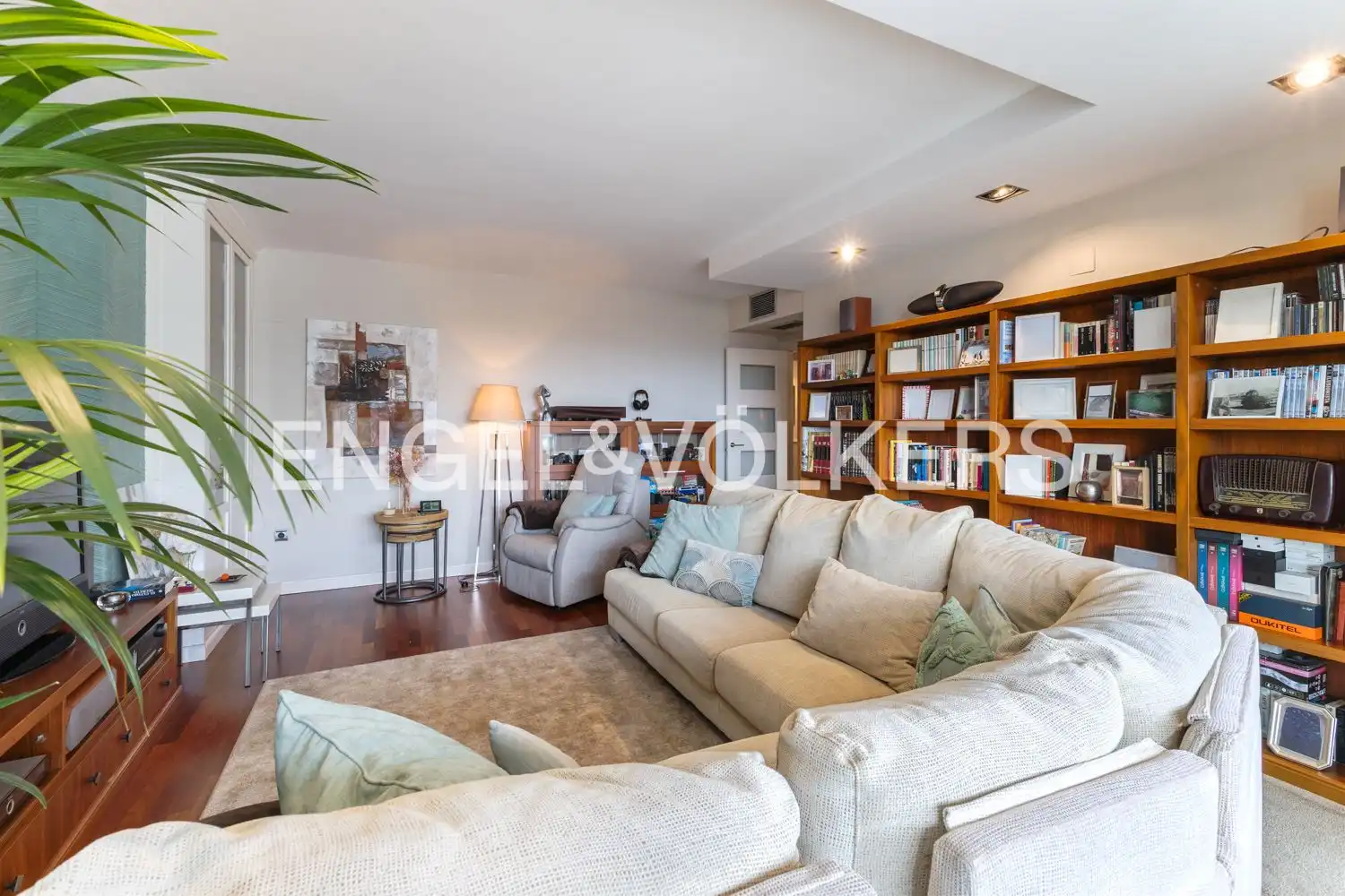 Wohnzimmer von Wohnung zum Verkauf in Valencia mit Klimaanlage, Heizung und Parkett