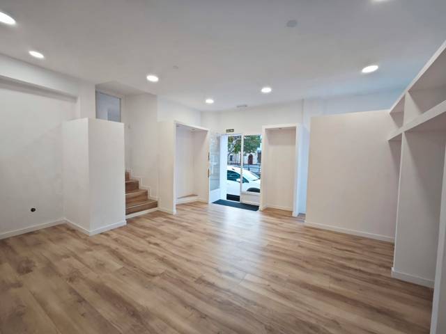 Local comercial en Alquiler en Cabezón de la Sal